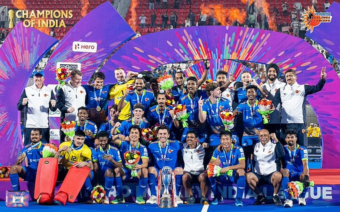 வாகை சூடியது வேதாந்தா கலிங்கா லேன்சா்ஸ்!