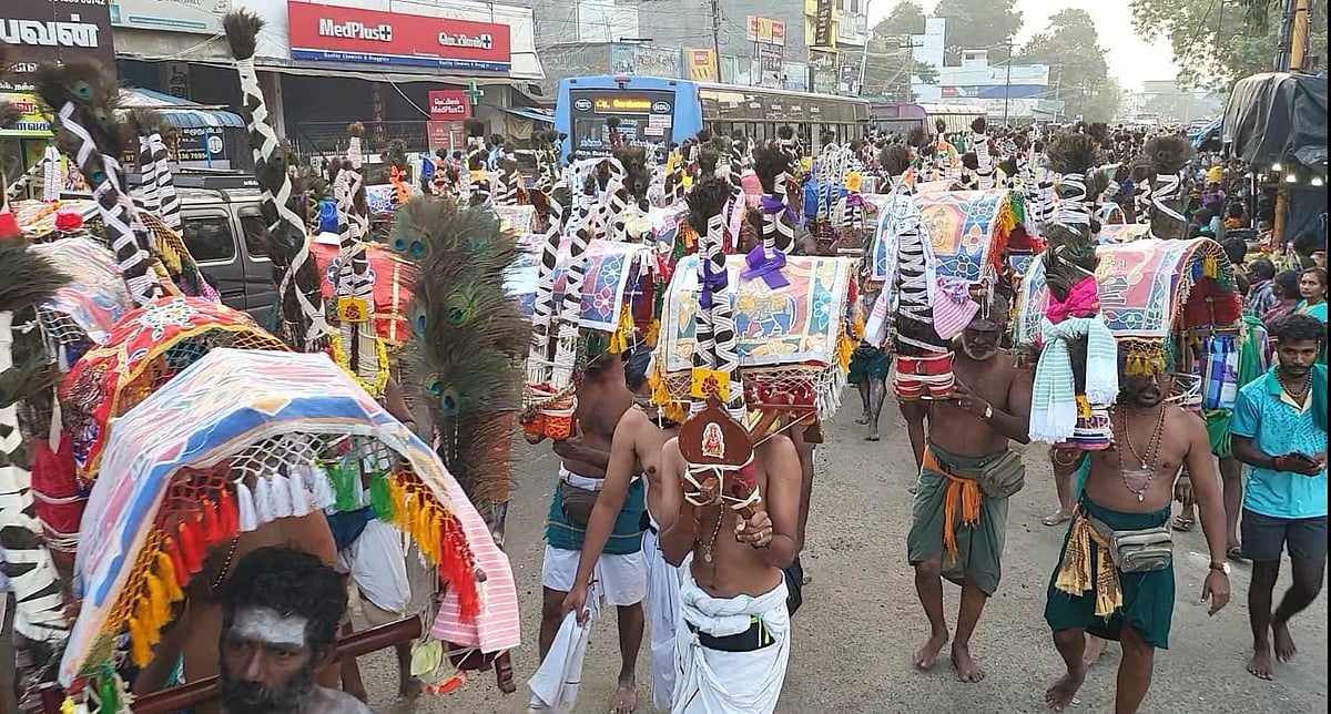 420 ஆண்டு பழைமைமிக்க பயணம்! பழனிக்குச் செல்லும் நகரத்தார் காவடி!