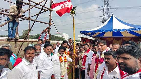 கடலூா் மாவட்டத்தில் பிப்.8-இல்
ஐஜேகே மாநில மாநாடு: பந்தல்காலுடன் பணிகள் தொடக்கம்
