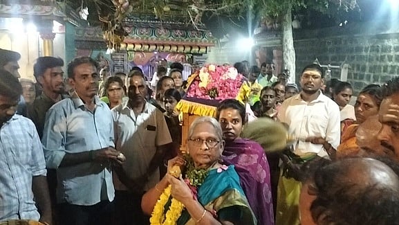 தம்மம்பட்டி சிவன் கோயிலில் 
பள்ளியறை பூஜை ஓராண்டு நிறைவு விழா