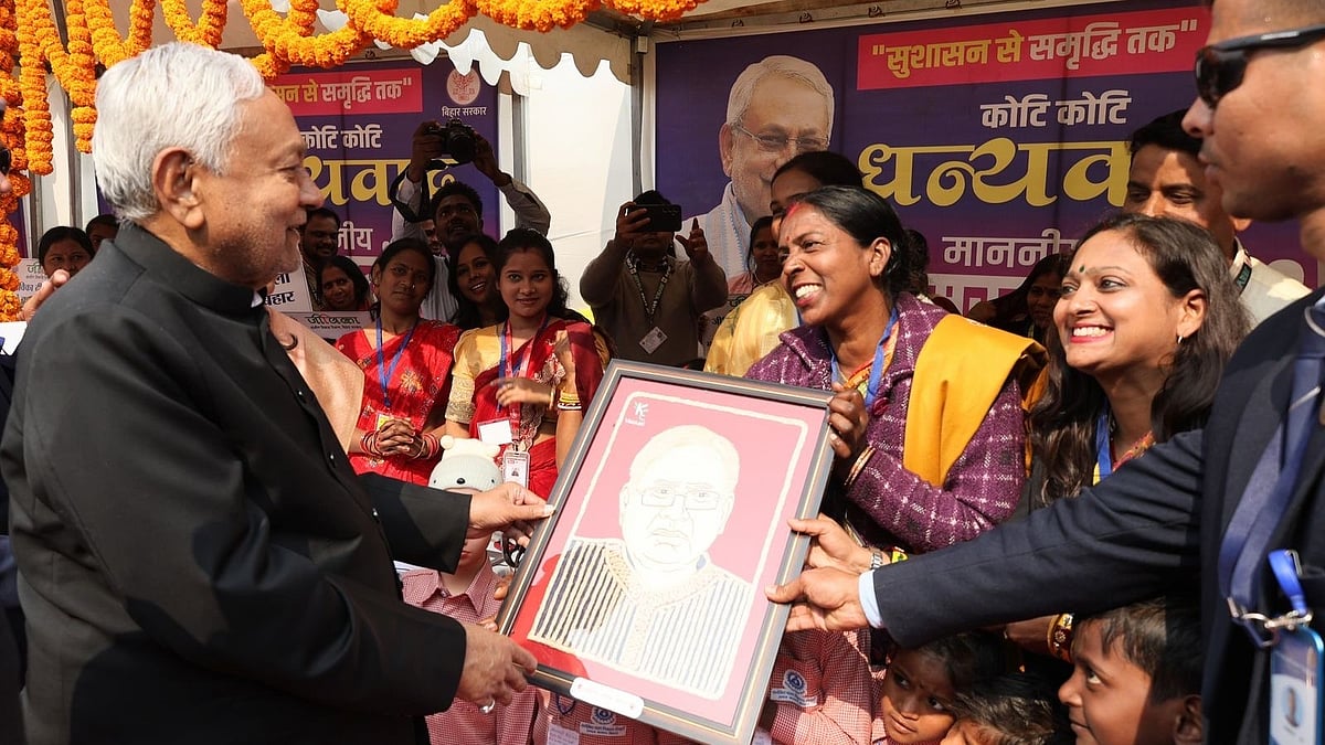 பிகார் மகளிர் வேலைவாய்ப்புத் திட்டம்: உதவித்தொகை ரூ. 10,000-ல் இருந்து ரூ. 2 லட்சமாக உயர்வு