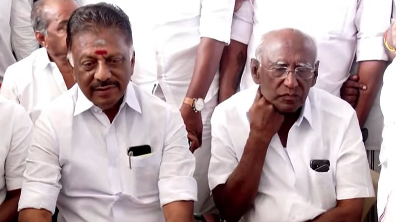 அருமை அண்ணன் இபிஎஸ்... தர்மயுத்தத்துக்கு வைத்திலிங்கம்,  மனோஜ் பாண்டியன்தான் காரணம்: ஓபிஎஸ் பரபரப்பு!