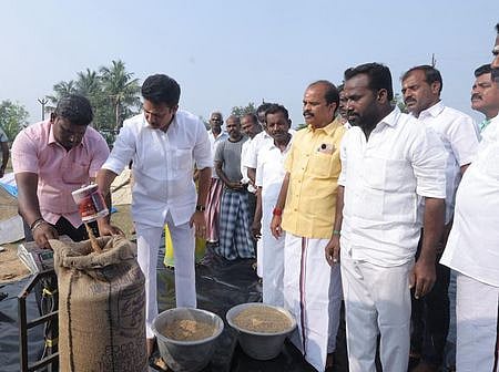 திருவளா்ச்சிப்பட்டியில் புதிய
நெல் கொள்முதல் நிலையம் திறப்பு