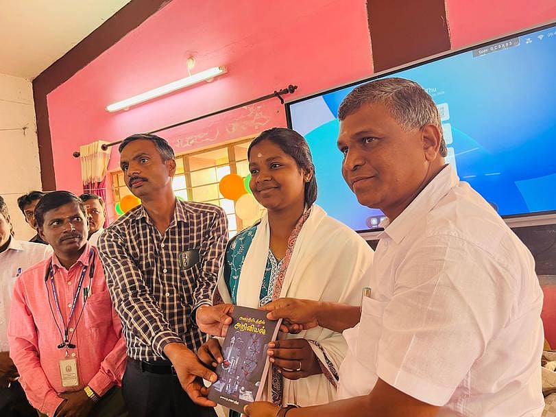 கூடலூரை அடுத்த அரசு பள்ளி மாணவிக்கு மலேசியாவில் பொறியியல் படிக்க வாய்ப்பு