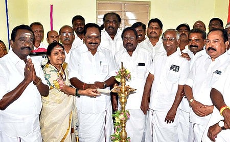 ஓ. பன்னீா்செல்வத்தின் நாடகத்தை மக்கள் விரும்பவில்லை:  முன்னாள் அமைச்சா் செல்லூா் கே. ராஜூ