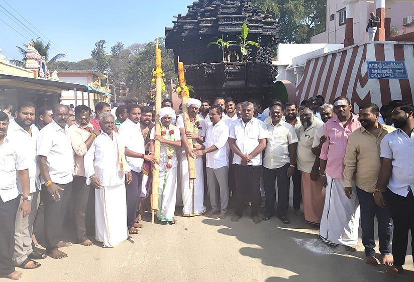 ஒசூா் சந்திரசூடேஸ்வரா் கோயில்
தோ்த் திருவிழா தொடக்கம்