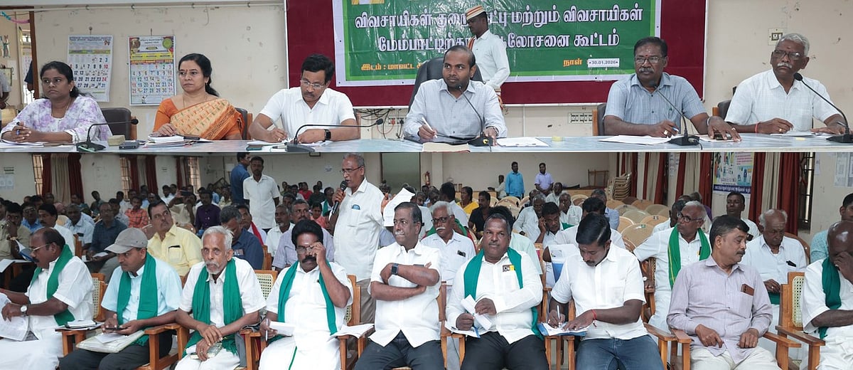 20,653 மெட்ரிக் டன் உரங்கள் இருப்பு: கடலூா் ஆட்சியா்