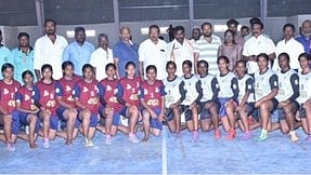 தென்காசி மாவட்ட அளவிலான 
இளைஞா் விளையாட்டுத் திருவிழா போட்டிகள்