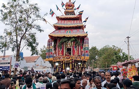 சிவன்மலை முருகன் கோயிலில் 
தைப்பூச தேரோட்டம் கோலாகலம்: அமைச்சா் மு.பெ.சாமிநாதன் பங்கேற்பு