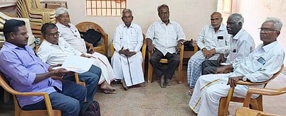 வேலூா் மாவட்ட அனைத்து பீடி சங்கங்களின் ஆலோசனைக் கூட்டம்