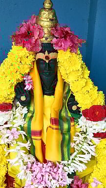 கூழமந்தலில் பூச நட்சத்திர அதி தேவதைக்கு சிறப்பு அபிஷேகம்