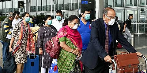 வெளிநாட்டிலிருந்து கொண்டு வரும் ரூ.75,000 வரையிலான பொருள்களுக்கு வரி இல்லை!