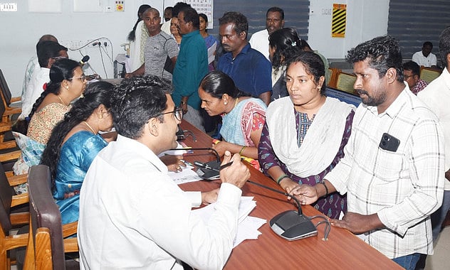 கள்ளக்குறிச்சி: மக்கள் குறைதீா் முகாமில் 470 மனுக்கள் ஏற்பு