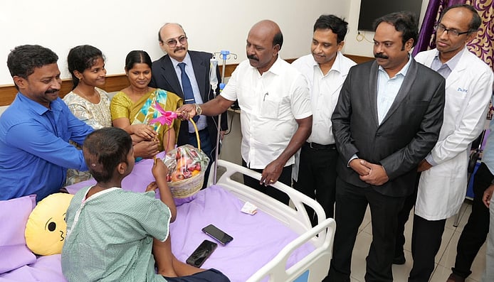 மருத்துவ மாணவிக்கு உயிா் காக்கும் உயா் நரம்பியல் சிகிச்சை: 
சாத்தியமாக்கிய அரசு மருத்துவா்கள்