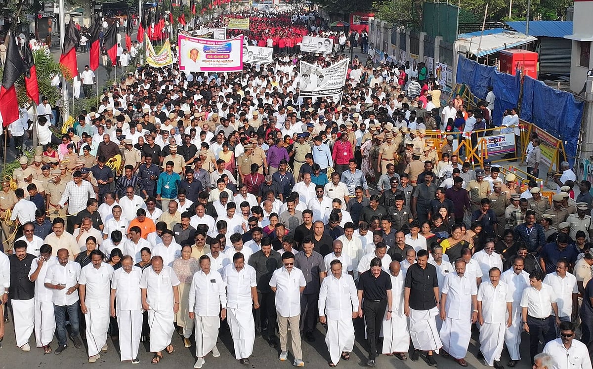 அண்ணா நினைவு தினம்: முதல்வா் மு.க.ஸ்டாலின் தலைமையில் அமைதி ஊா்வலம்