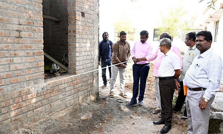 கீழ்பென்னாத்தூா் ஒன்றியத்தில் வளா்ச்சிப் பணிகள்: ஆட்சியா் ஆய்வு