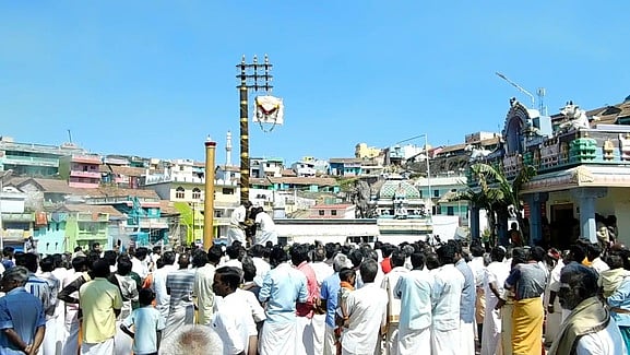 பூம்பாறை குழந்தைவேலப்பா் கோயில் திருவிழா கொடியேற்றத்துடன் தொடக்கம்