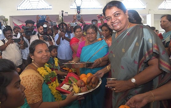 தூத்துக்குடியில் சமுதாய வளைகாப்பு விழா