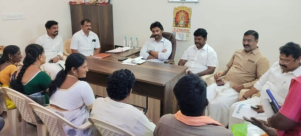 திமுக கூட்டணியை மக்கள் புறக்கணிக்கும் சூழ்நிலையில் உள்ளனா்: பாஜக மாநில செயலா்