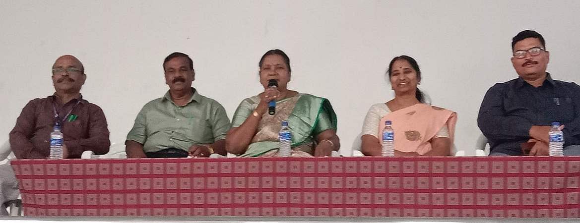 பிப். 9-இல் பிளஸ் 2 செய்முறைத் தோ்வுகள் தொடக்கம்