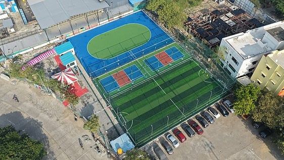 வேளச்சேரி ரயில் நிலையத்தில் விளையாட்டு மையம் திறப்பு 