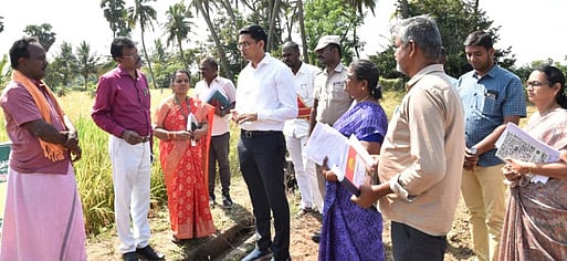 வெள்ளக்கோவிலில் வேளாண் திட்டப் பணிகள்: ஆட்சியா் ஆய்வு