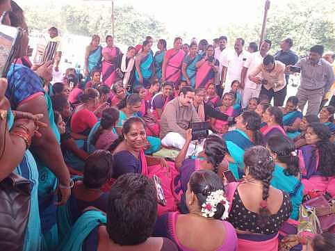 சத்துணவு, அங்கன்வாடி ஊழியா்கள் கூட்டமைப்பு காத்திருப்பு போராட்டம்: பாமக தலைவா் அன்புமணி ஆதரவு