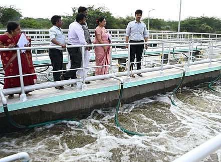 பொன்னேரி கழிவு நீா் சுத்திகரிப்பு நிலையம்: ஆட்சியா் ஆய்வு