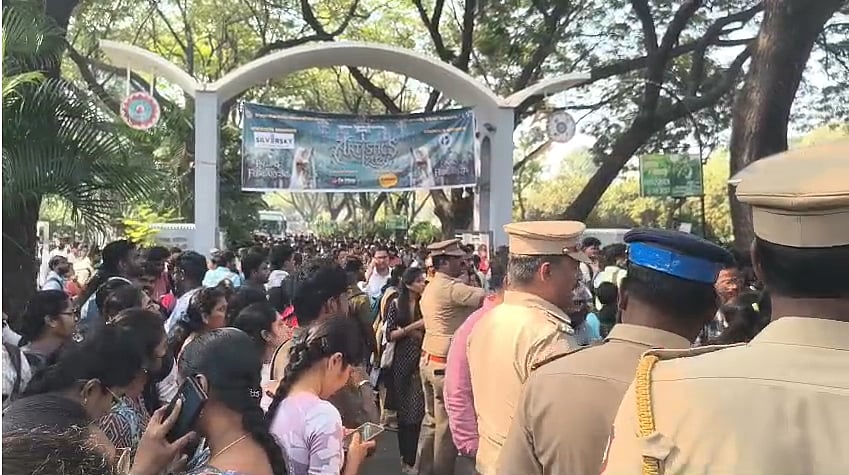 குரூப்-2, 2ஏ தேர்வில் குளறுபடி!  தமிழ்நாடு முழுவதும் முதன்மைத் தேர்வுகள் தள்ளிவைப்பு!!