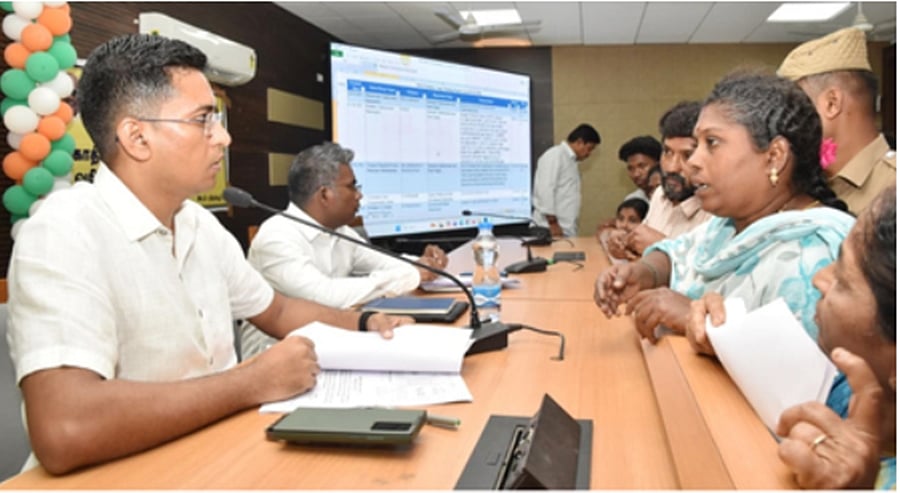 திருப்பூரில் மக்கள் குறைதீா் கூட்டம்