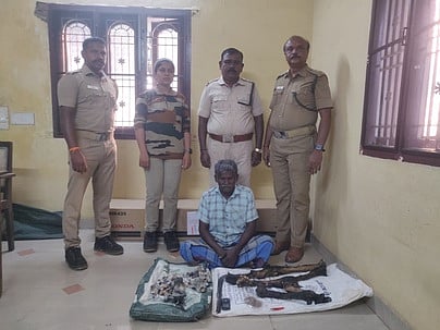 அடவிநயினாா் அணைப் பகுதியில் மானை வேட்டை: ஒருவா் கைது