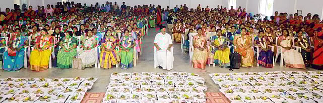 காங்கயத்தில் சமுதாய வளைகாப்பு