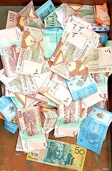 திருச்செந்தூா் கோயில் உண்டியல் வருமானம் ரூ. 4.97 கோடி