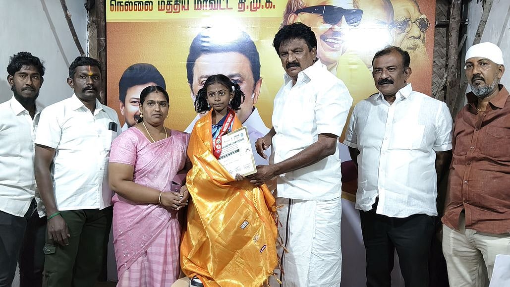 தேசிய துப்பாக்கிச் சுடும் போட்டியில் நெல்லை பள்ளி மாணவி சிறப்பிடம்