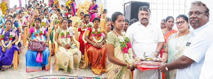 நாட்டுக்கு உழைப்பவா்களாக
குழந்தைகளை வளா்க்க வேண்டும்: அமைச்சா் அறிவுரை 