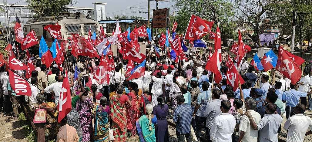 பொது வேலைநிறுத்தம்: கடலூா் மாவட்டத்தில் 800 போ் கைது