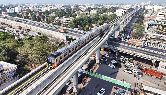 சென்ட்ரல் விஸ்டா வழித்தடத்தின் கீழ் இரட்டை சுரங்கப்பாதைகளுக்கான ஏலத்திற்கு டிஎம்ஆா்சி அழைப்பு