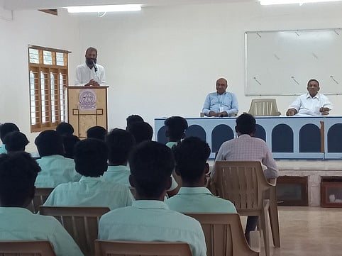 நீா் தூய்மை விழிப்புணா்வு: காசி முதல் ராமேஸ்வரம்வரை செல்லும் குழுவுக்கு வரவேற்பு