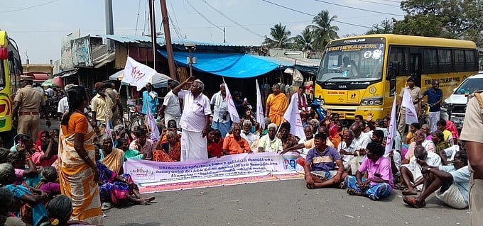 மறியலில் ஈடுபட்ட மாற்றுத் திறனாளிகள் 574 போ் கைது