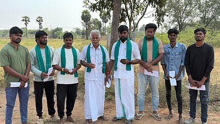 இந்தியா- அமெரிக்க வா்த்தக ஒப்பந்த நகல் எரிப்பு