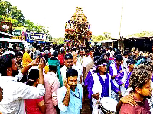 மகா சிவராத்திரி விழாவையொட்டி திருமூா்த்திமலை சப்பரத்துக்கு சிறப்பு பூஜை