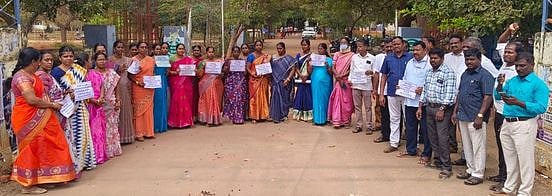 கௌரவ விரிவுரையாளா்கள் 9-ஆவது நாளாக பணி புறக்கணிப்பு போராட்டம்