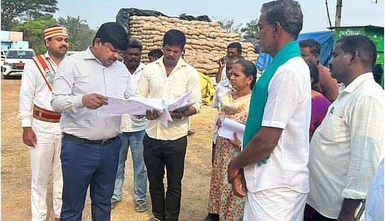 கோடங்குடிநெல் கொள்முதல் 
நிலையத்தில் ஆட்சியா் ஆய்வு