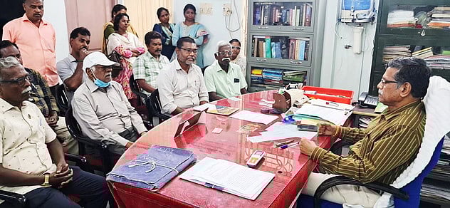 108 ஆம்புலன்ஸ் ஓட்டுநா்கள்
தொடா் வேலைநிறுத்தம்