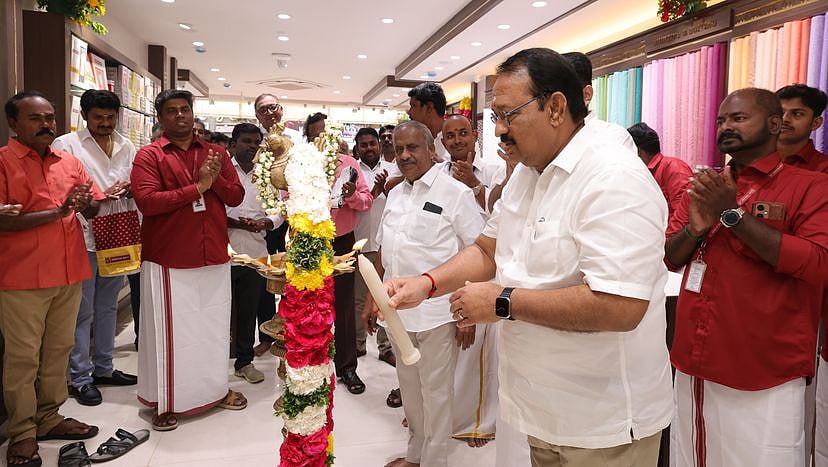 கும்பகோணத்தில் ‘மினிஸ்டா் வைட்’ விற்பனையகம் திறப்பு