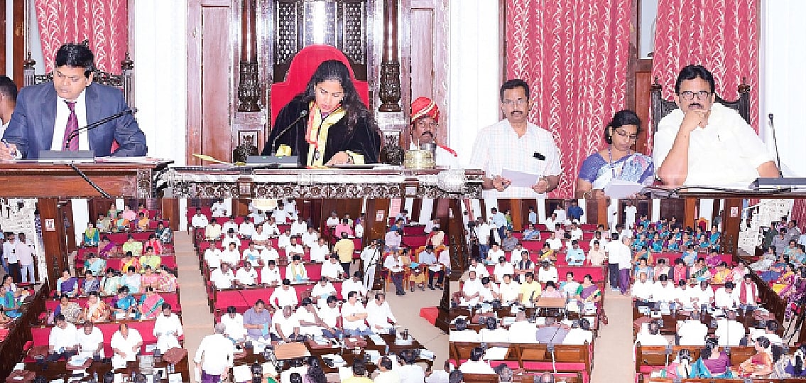 ரூ.200 கோடியில் பள்ளிப் பாதுகாப்பு வழித்தடங்கள்: நிதிநிலை அறிக்கையில் மேயர் பிரியா அறிவிப்பு 