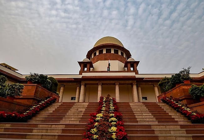 ஐ-பேக் நிறுவன சோதனையில்
மம்தா ‘அதிகார துஷ்பிரயோகம்’: 
உச்சநீதிமன்றத்தில் ஈடி குற்றச்சாட்டு