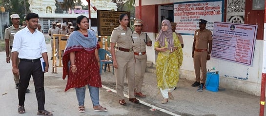 கொத்தூா், தகரகுப்பம் சோதனைச் சாவடிகளில் மாவட்ட ஆட்சியா், எஸ்.பி. நேரில் ஆய்வு