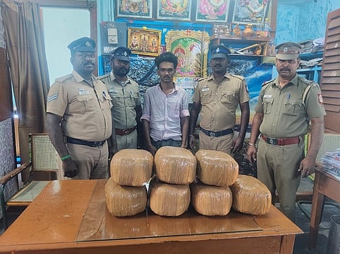 ரயிலில் கடத்தி வரப்பட்ட 21 கிலோ கஞ்சா பறிமுதல்
