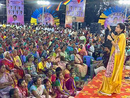 திருவண்ணாமலை  மாவட்டத்தை இரண்டாக பிரிக்க வேண்டும்:
சௌமியா அன்புமணி